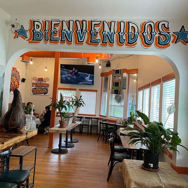 Don Lucho's interior