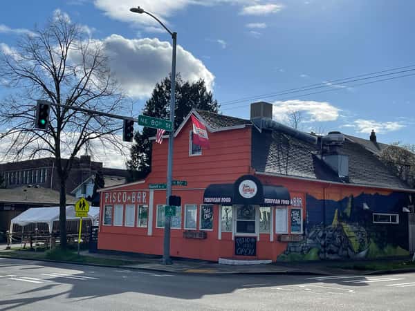 Don Lucho's exterior