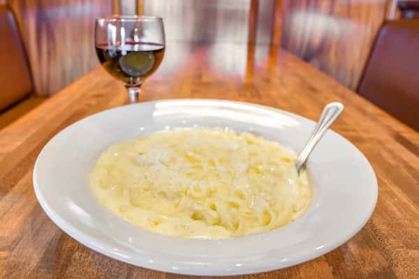 Fettuccine Alfredo