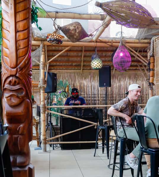 Tiki bar