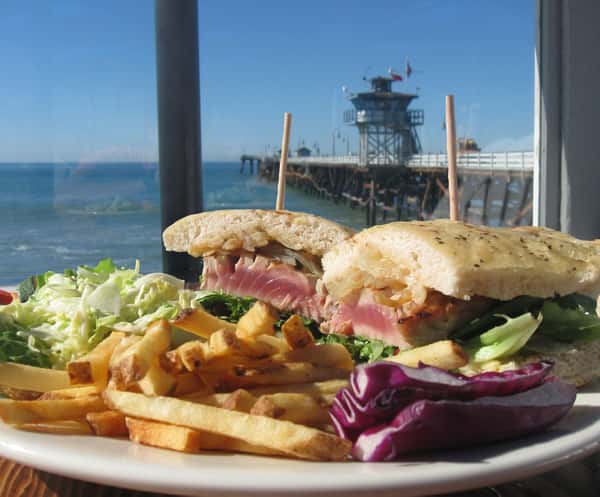 Fresh Ahi Sandwich*