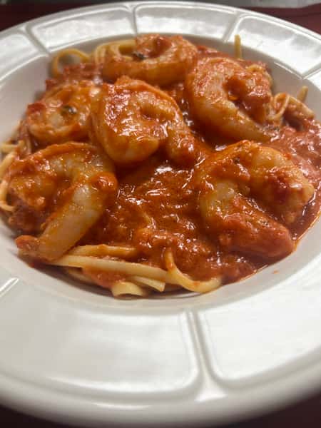Shrimp w/ Creamy Vodka Marinara