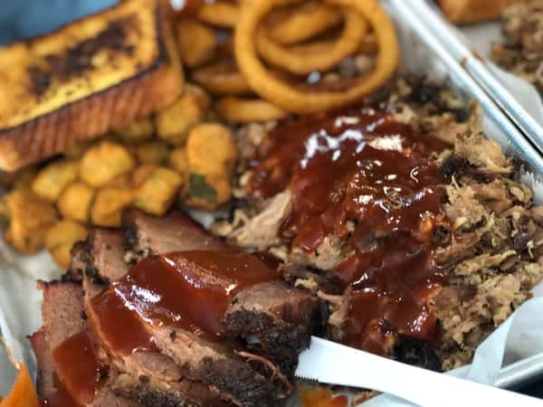 Basket of pulled pork and brisket