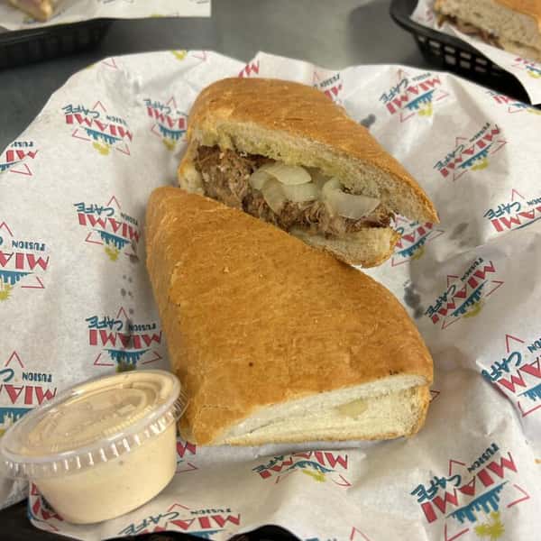 Pan con Lechón