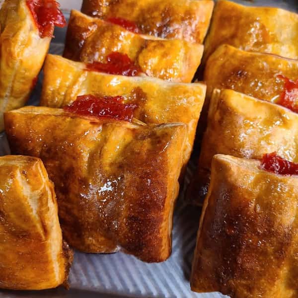 Guava Pastelito