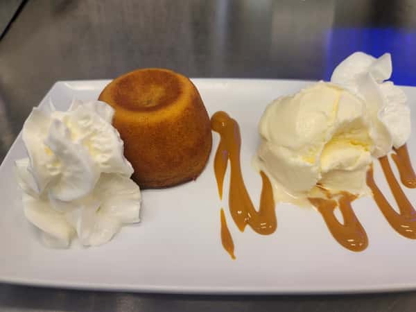 Dulce de Leche Cake Molten Cake