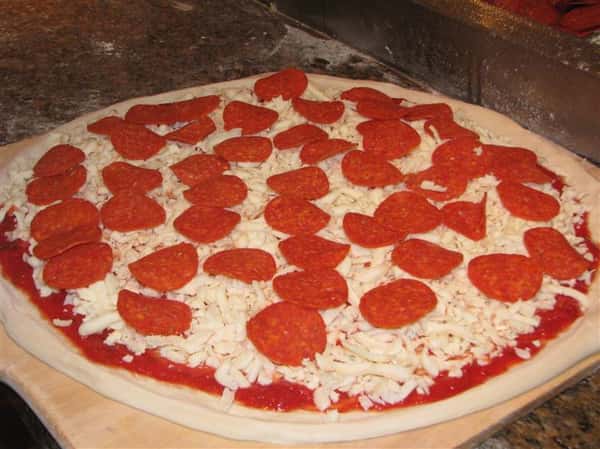 pepperoni pizza