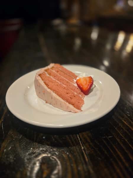 Strawberry Float Cake