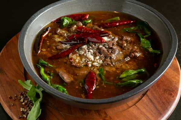 Sichuan Style Wagyu Beef 麻辣水煮和牛肉 