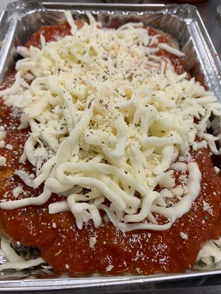 MELANZANE ALLA PARMIGIANA. SERVED UP TO 8 PEOPLE WITH BREAD