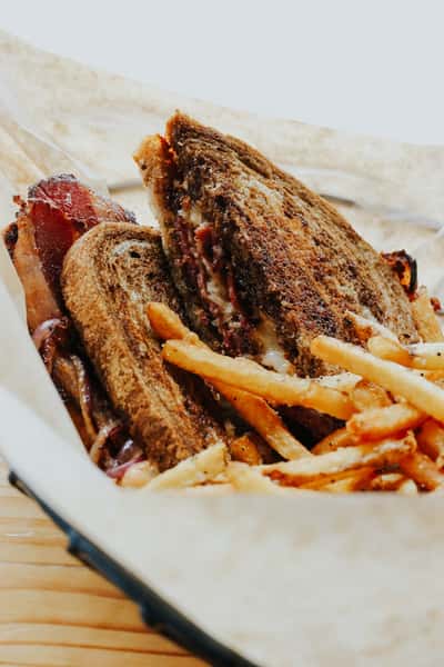 Pastrami Reuben