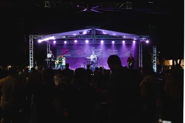 Back porch stage
