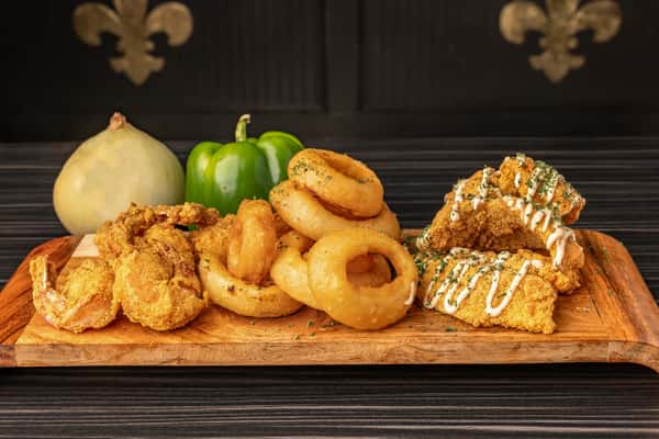 Combination Platter with Fries