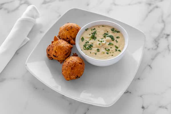 Chowder and Clam Cakes Lunch & Dinner Menu Wickford on the Water
