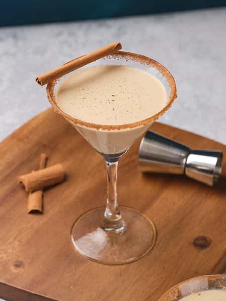EGGNOG MARTINI