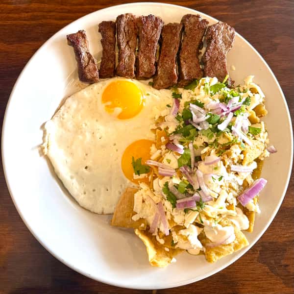 Chilaquiles Rancheros