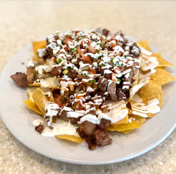 Carnitas Nachos
