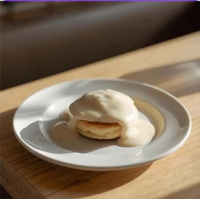 Side Biscuit + Gravy