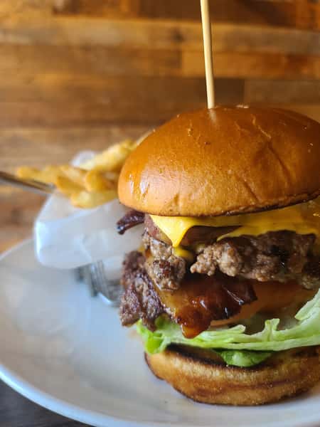 Bacon Cheeseburger