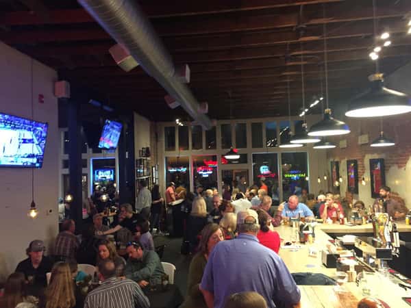 full restaurant