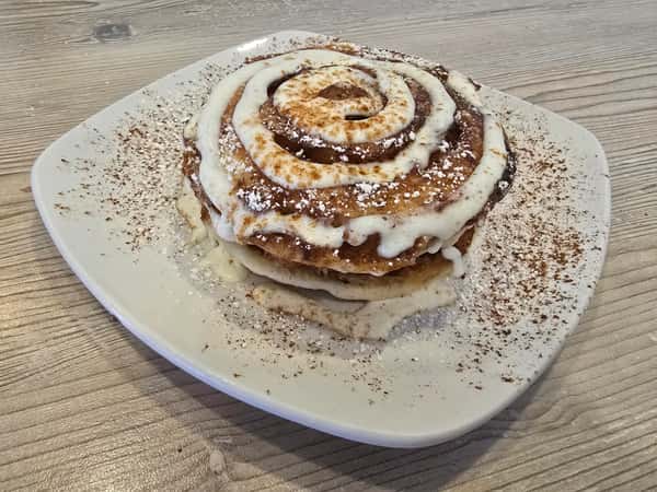 Cinnabomb Pancakes