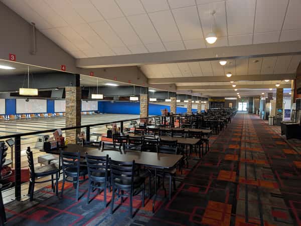 interior - dining area
