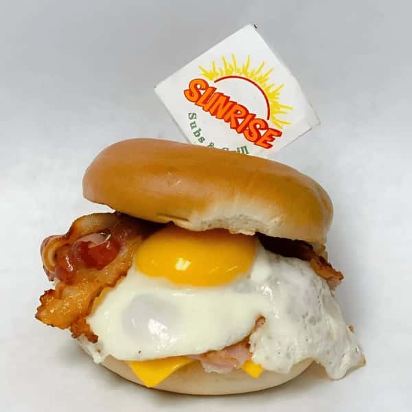 Egg and bacon sandwich