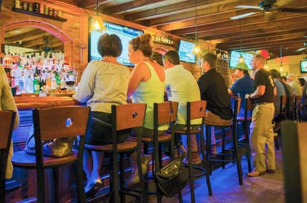 bar
