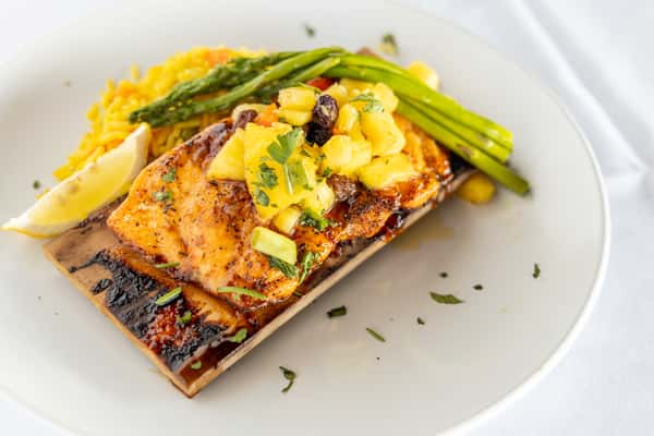 Gallery Sunset Bar & Grill at Little Harbor American Restaurant in