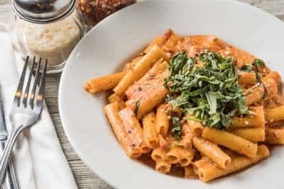 Lunch Ziti Al La Vodka