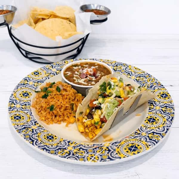 Lunch Elote Taco