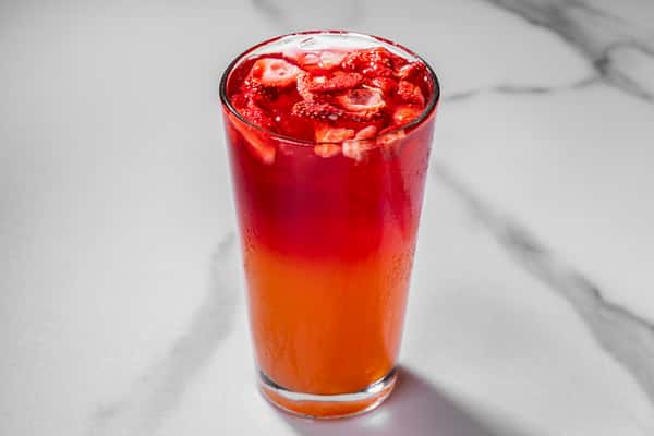 Strawberry Lemon Tea Shaker
