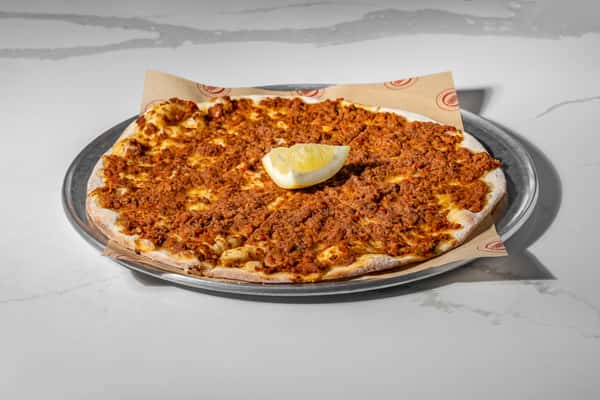 Lahm Bi Ajeen (Meat Pie)