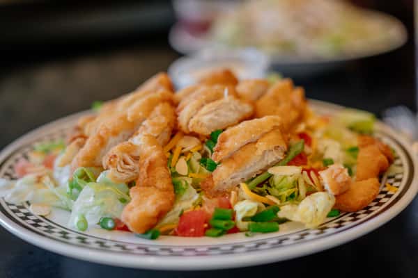 CRISPY CHICKEN SALAD