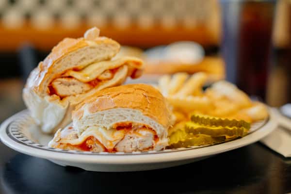 CHICKEN PARMESAN SUB