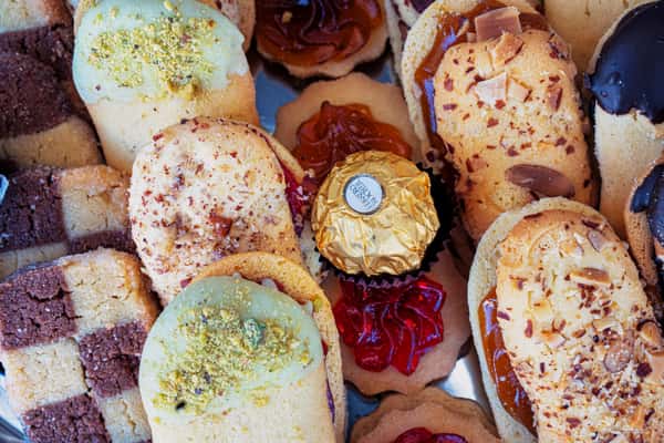tray of baked goods