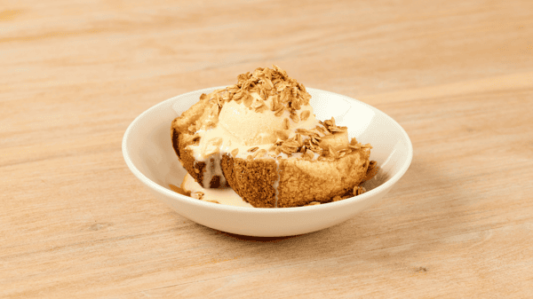 Bananas Foster Butter Cake