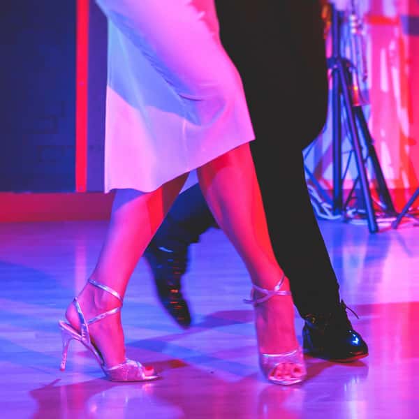 Salsa dancing at El Super Pan