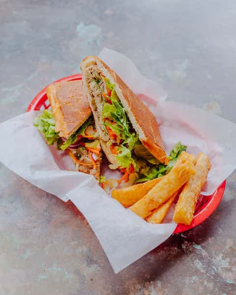 Sofrito Chicken Sandwich