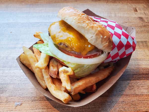Classic Cheeseburger