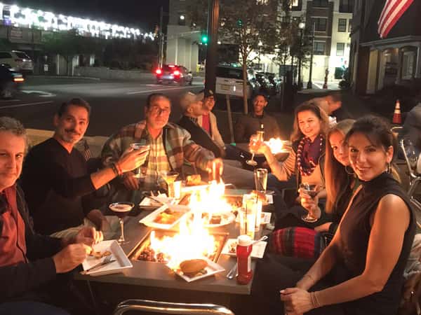 alfresco_dining_firepit.