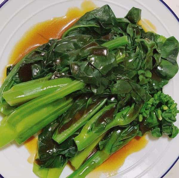 103. 蠔油時菜 Seasonal Vegetable with Oyster Sauce