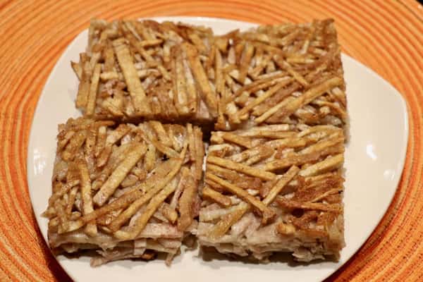 25. 香煎芋絲餅 Shredded Taro Cake