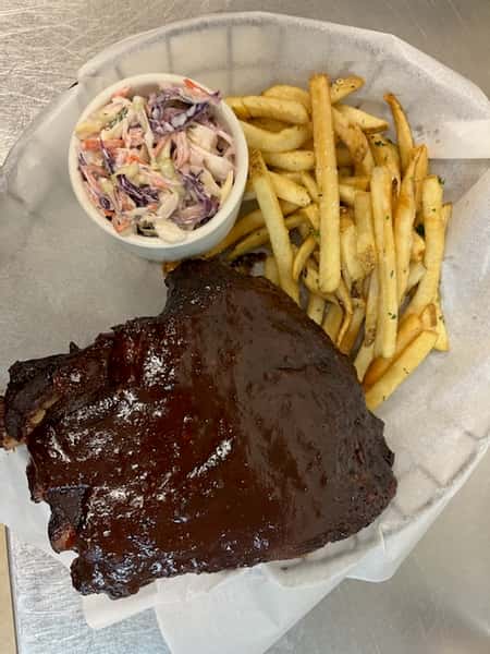  Ribs, fries and coleslaw