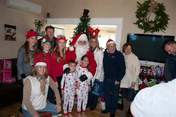 santa with family