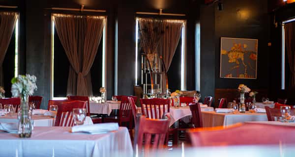 Gallery Nataz Fine Dining Restaurant in CT