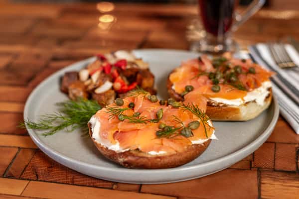SmaokedSalmonBagelBrunch