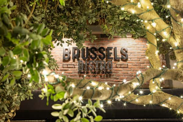 Brussels Bistro exterior logo