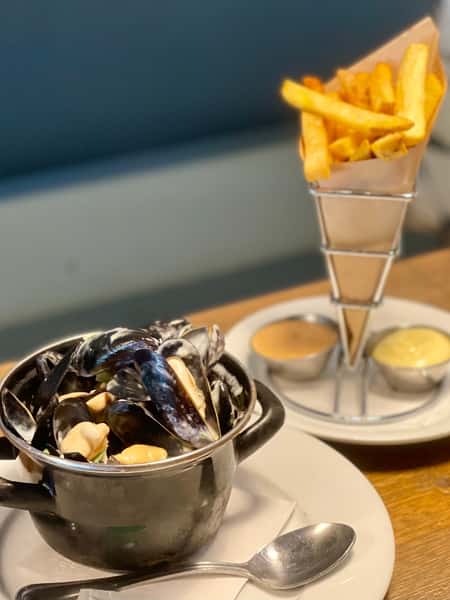 Small Mussels Marinière and Belgian Fries