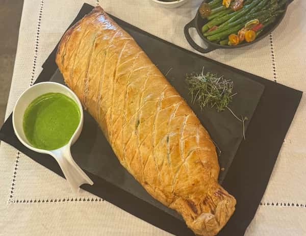 Salmon en Croûte (serves 6 to 8)
